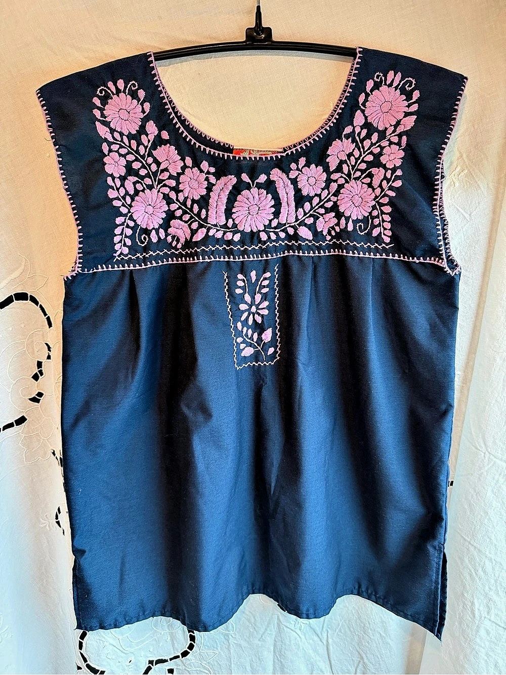 Nativa Handmade Mexico Navy Pink Floral Embroidered Boho Artisan Blouse Top USA